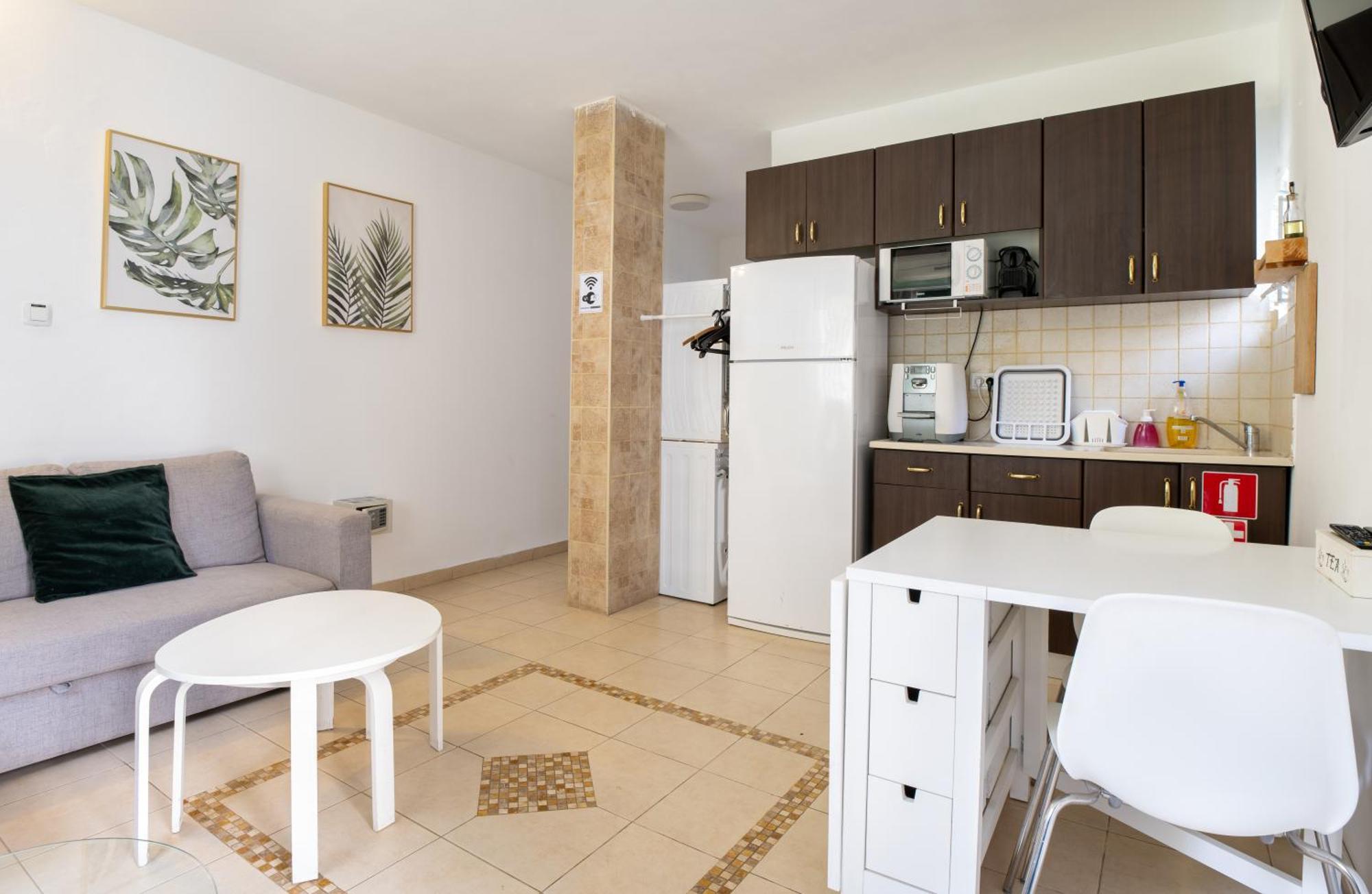 Yagen Boutique Apartments Haifa Habitación foto